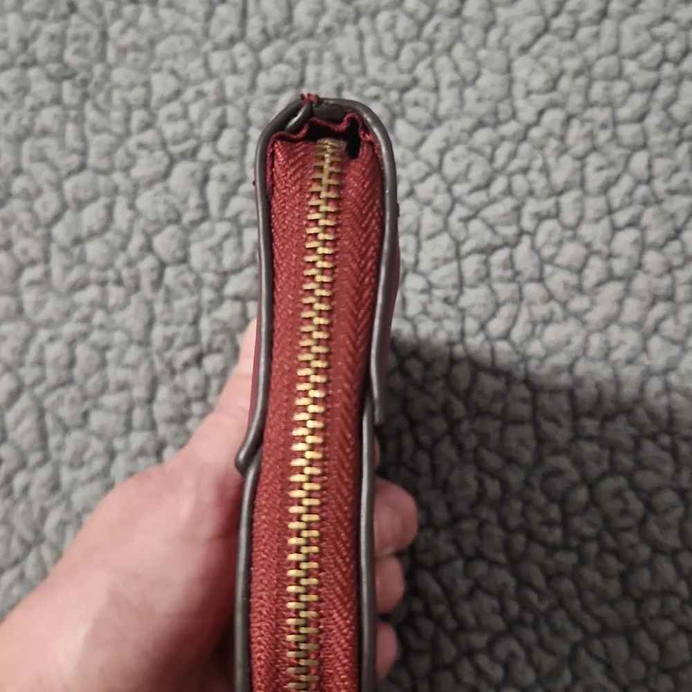 Frye & Co Faux Leather Maroon Zip Wallet Wristlet